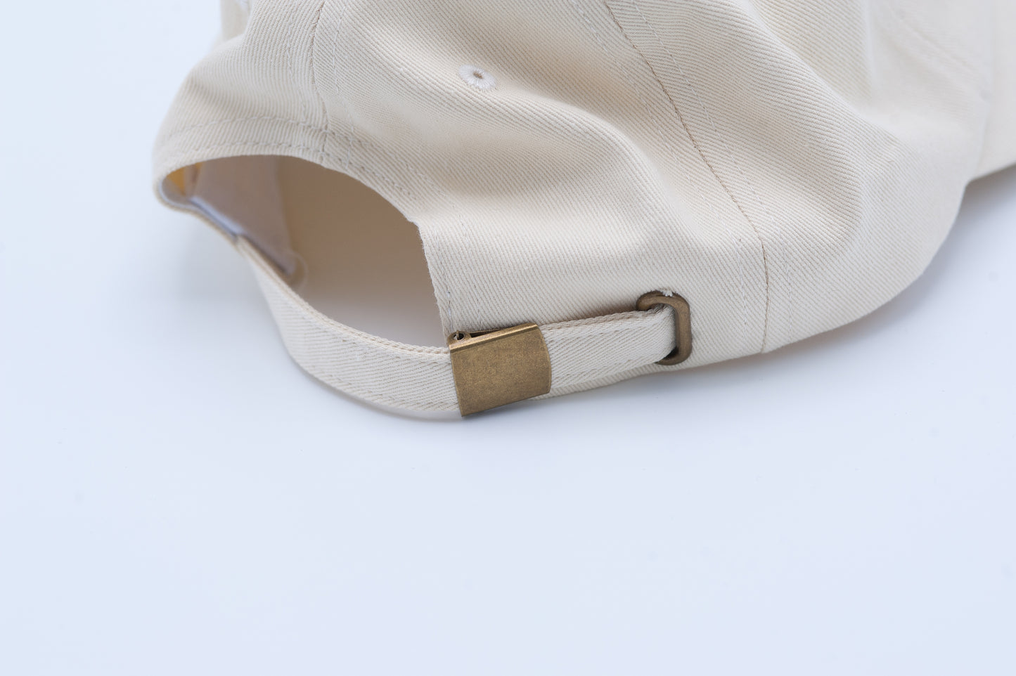 BRIDE EMBROIDERED CAP IN SAND